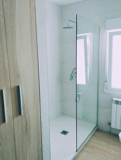 Precioso Apartamento En Pamplona Junto Al Centro Exterior foto